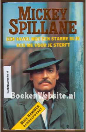 Een navel met een starre blik ea.