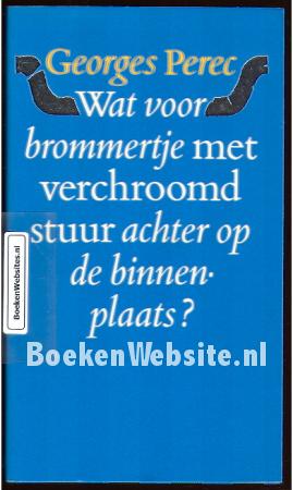 Wat voor brommertje met verchroomd stuur achter op de binnenplaats?