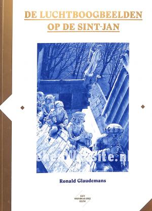 De luchtboog-beelden op de Sint-Jan