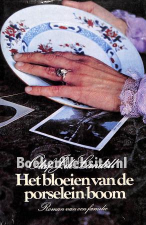 Het bloeien van de porseleinboom