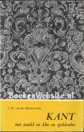 Kant met naald en klos en speldenbos