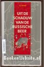 Uit de schaduw van de Russische beer