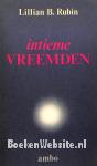 Intieme vreemden